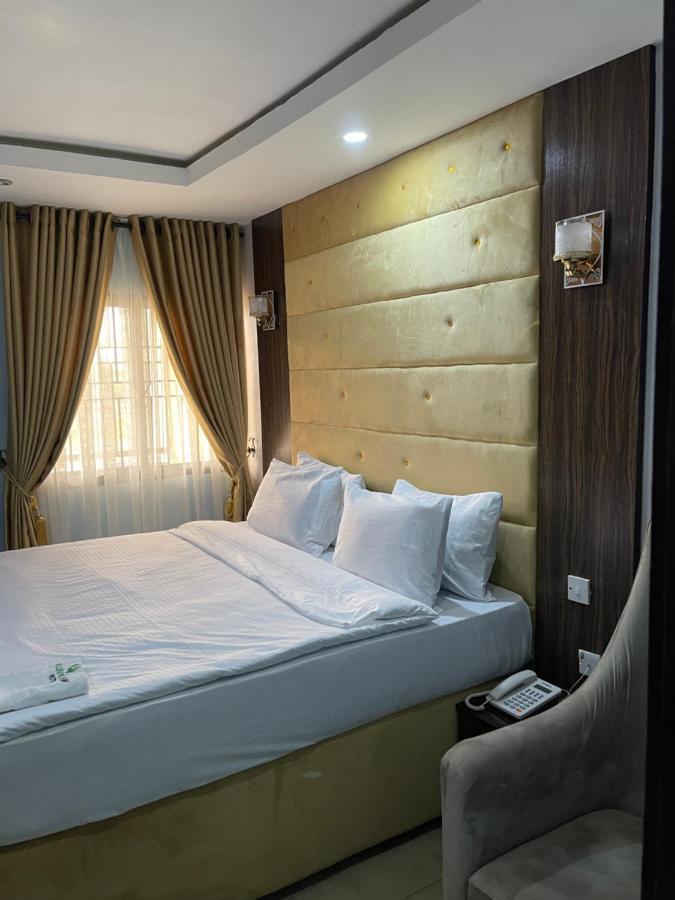 Alluring View Hotel - Allen Avenue Lagos Exterior foto